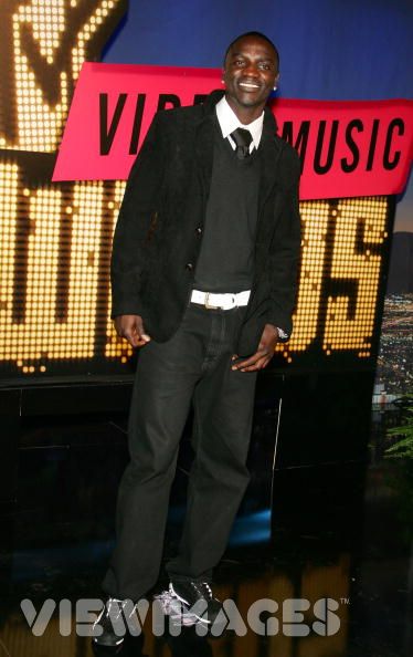 akon is back